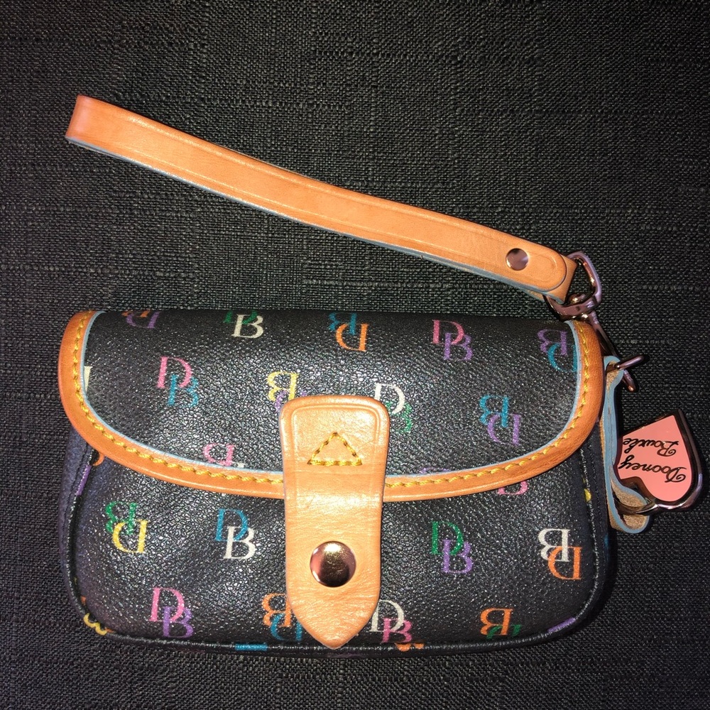 Dooney & Bourke Vintage Signature Logo Wristlet